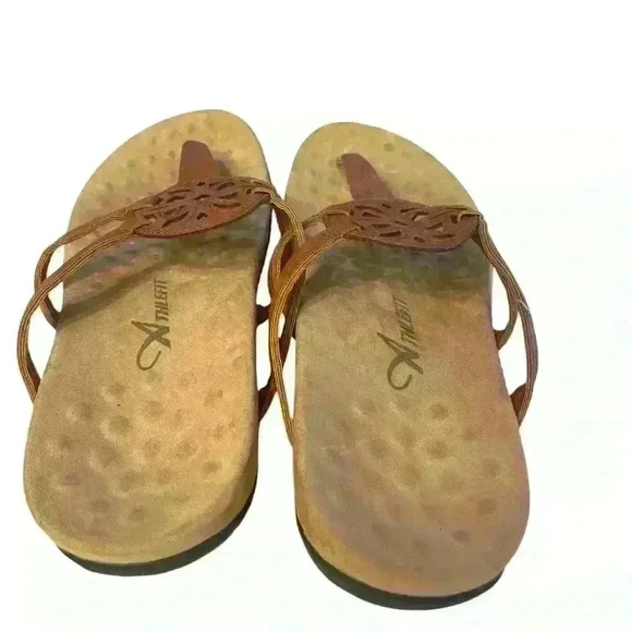 Athlefit Women's Sandal Sz 9 Tan super comfortable - Picture 3 of 6